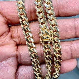 Men’s 14k solid gold 6.9mm Miami Cuban Chain
